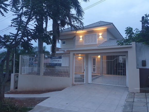 PIV244 SOBRADO NO BAIRRO IMIGRANTE NORTE EM CAMPO BOM 